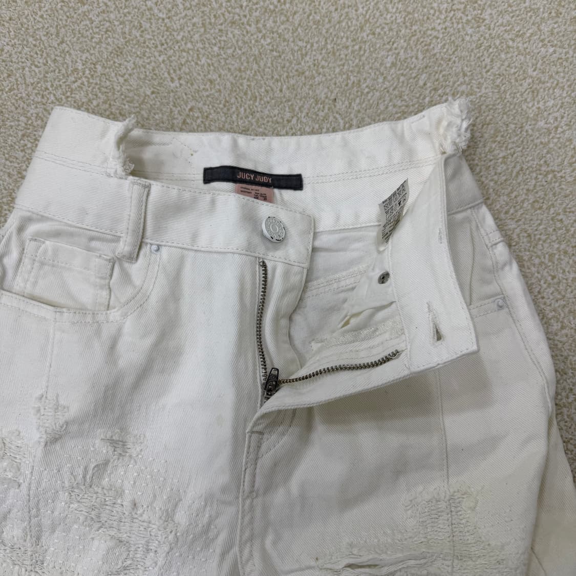 64 쥬시쥬디 화이트 데미지 데님팬츠 0121T2 상품이미지3