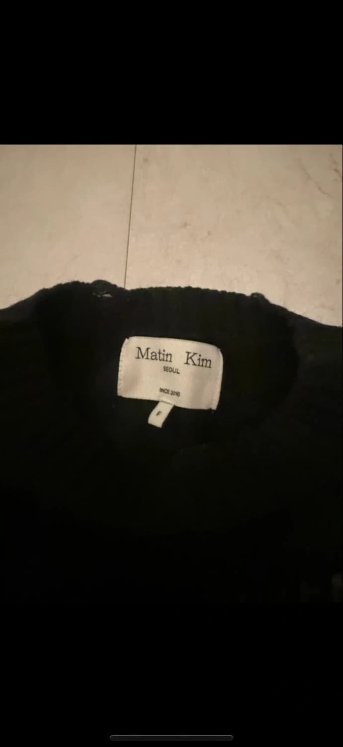 마뗑킴 차콜 니트 F 상품이미지3