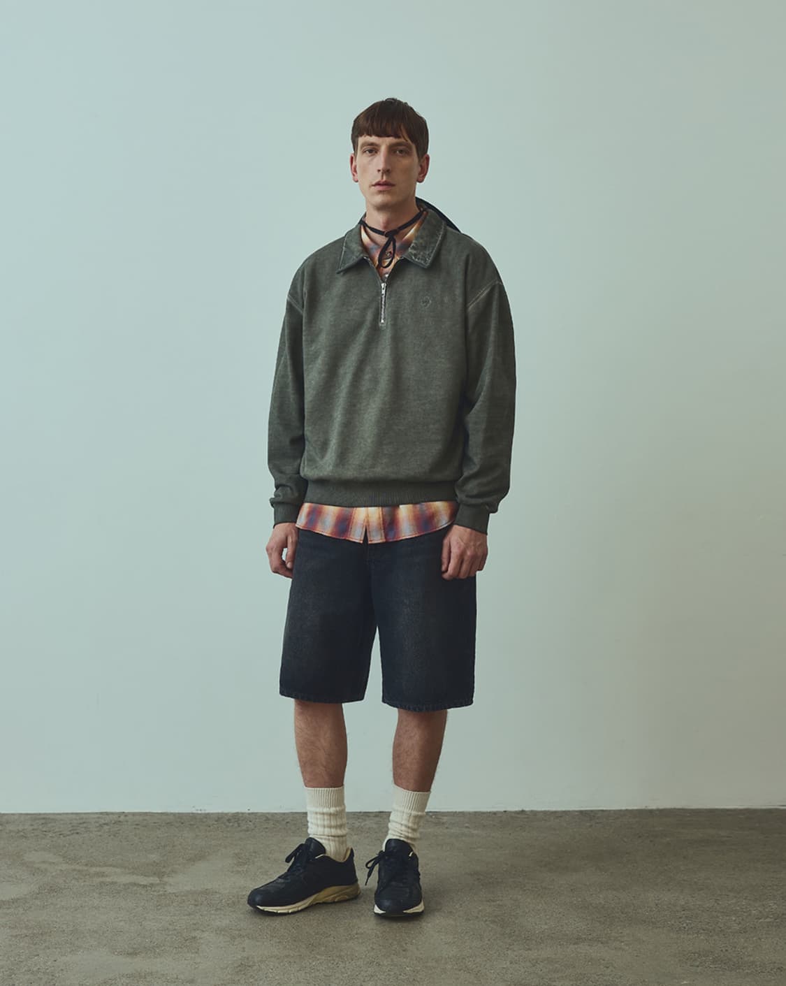 Uniform Bridge 유니폼 브릿지 하프 집업 스웨트셔츠 올리브 상품이미지4