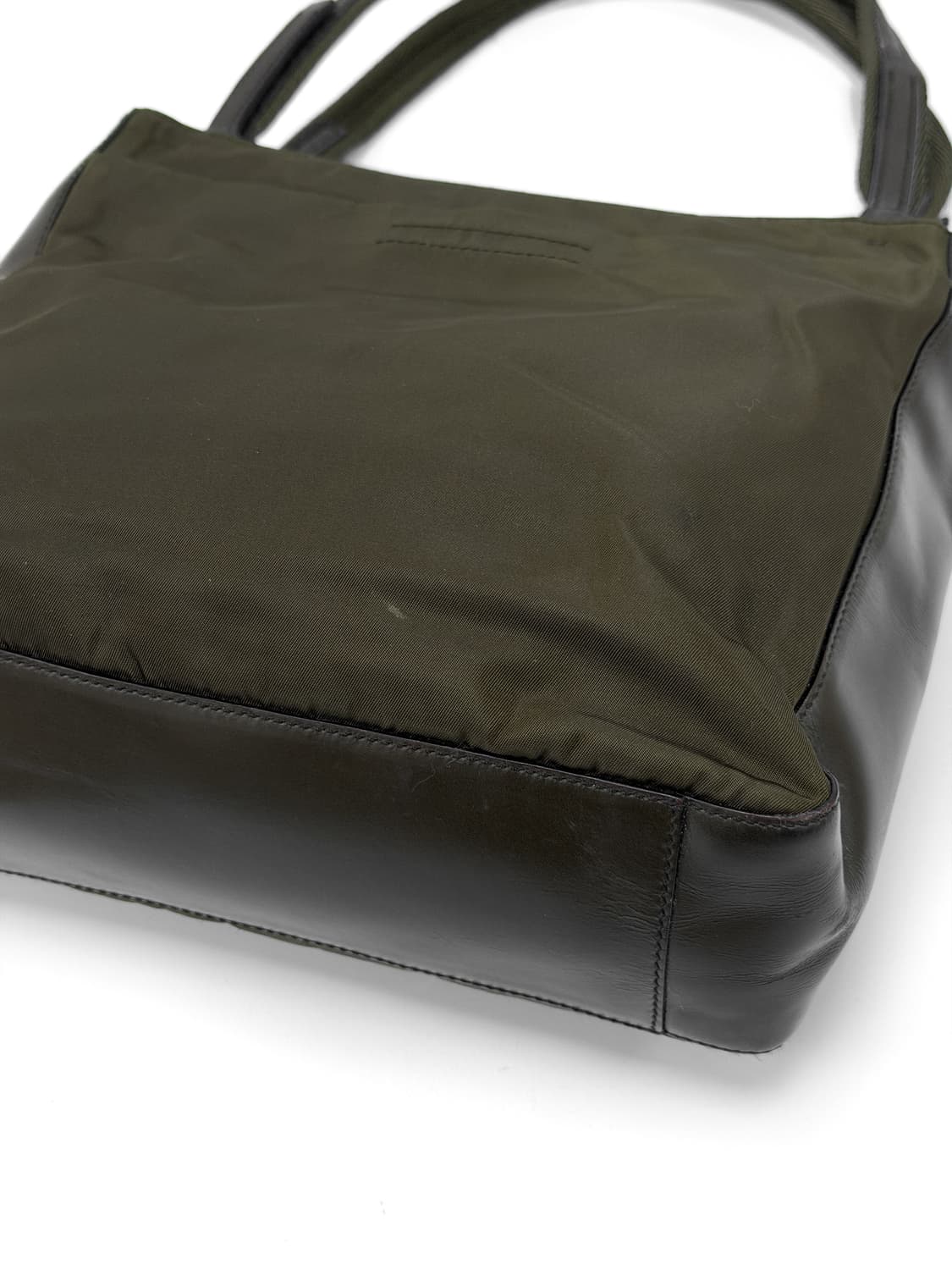 프라다 나일론 레더 트리밍 스퀘어백 상품이미지6