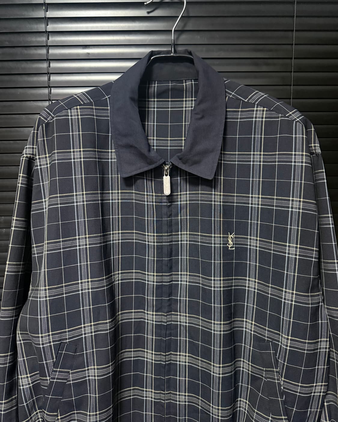입생로랑 체크 폴리쉘 블루종 봄버 워크 자켓 점퍼 카라 집업 100 L 상품이미지3