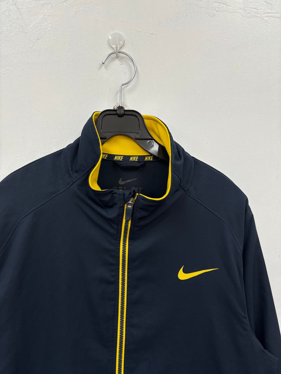 나이키 스우시 바람막이 상품이미지3