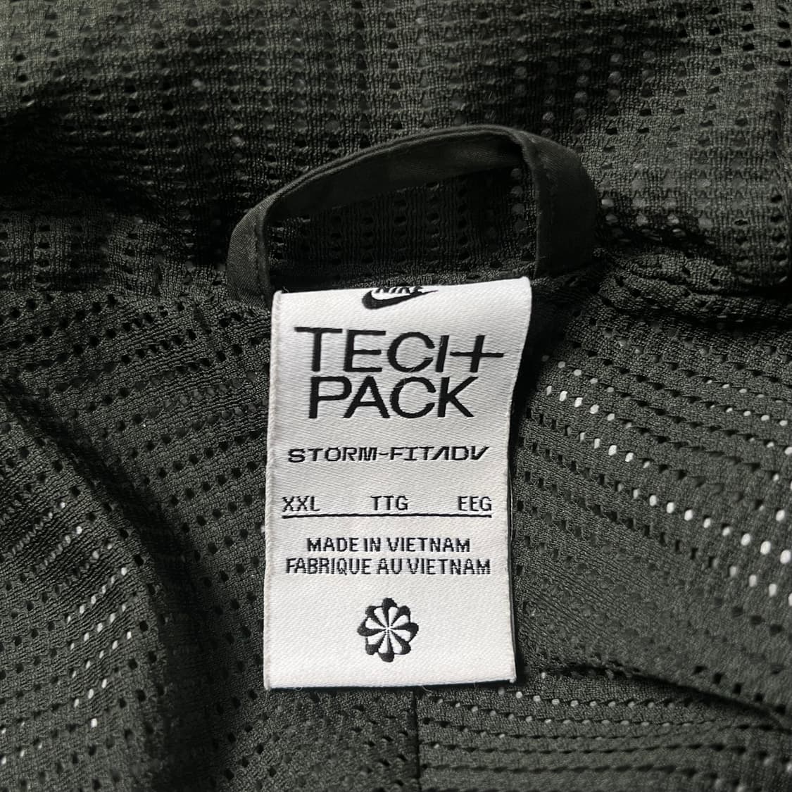 나이키 NSW 스톰핏 ADV 테크팩 고어텍스 자켓 110 상품이미지3