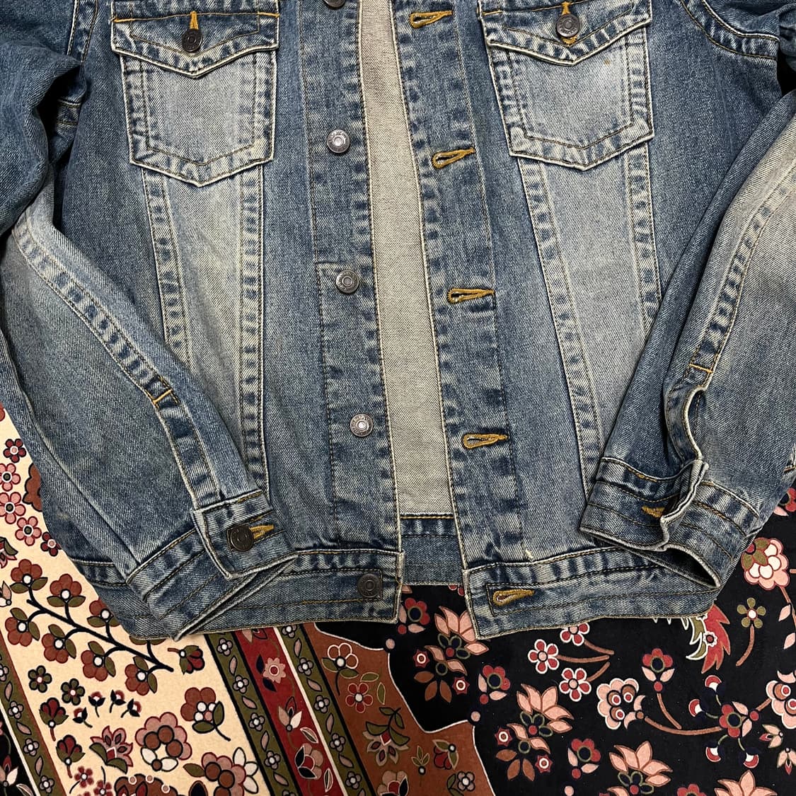 지오다노 진스 데님 트러커 자켓 M 상품이미지3