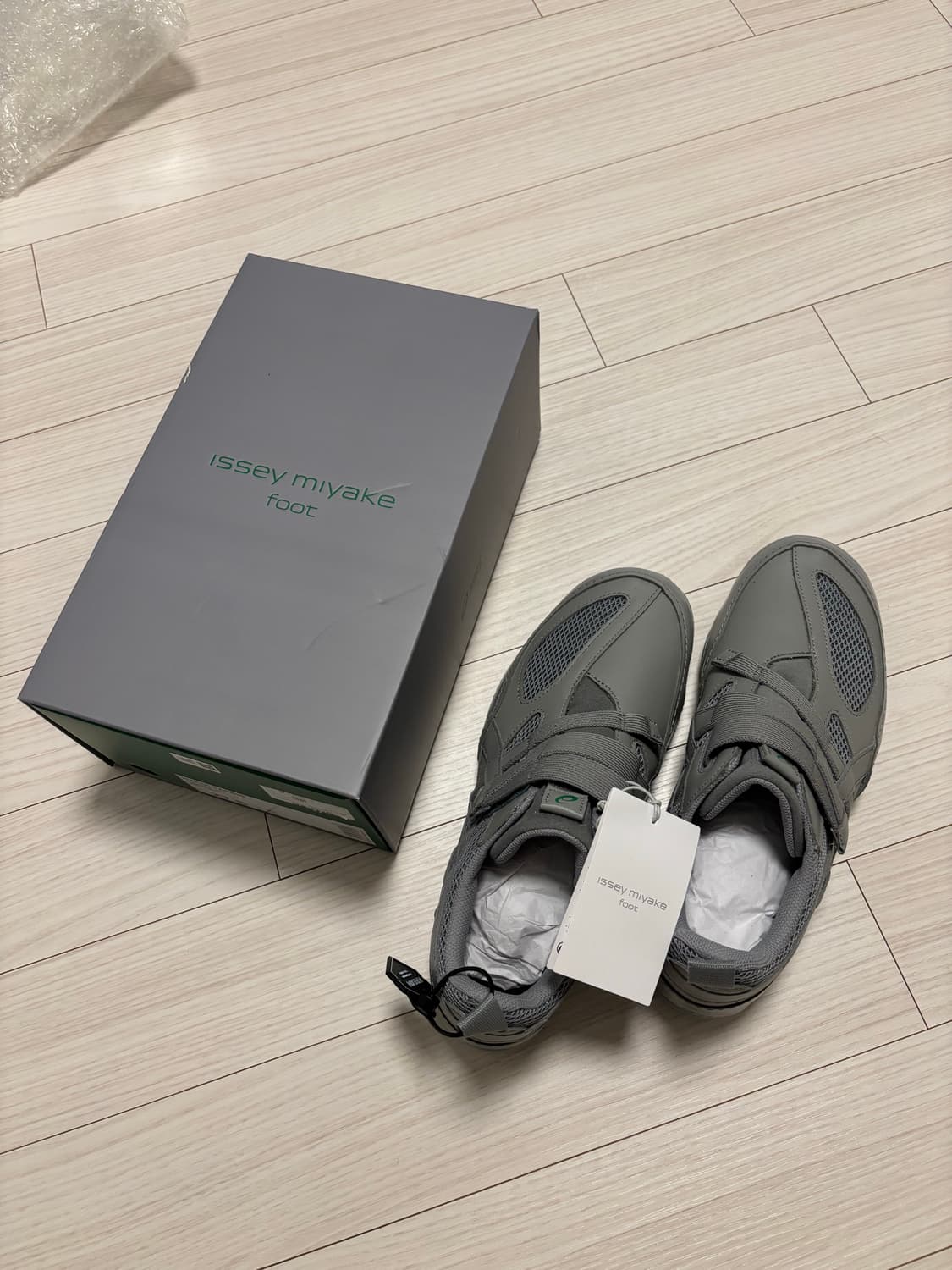 이세이미야케 아식스 그레이 (275) 상품이미지1