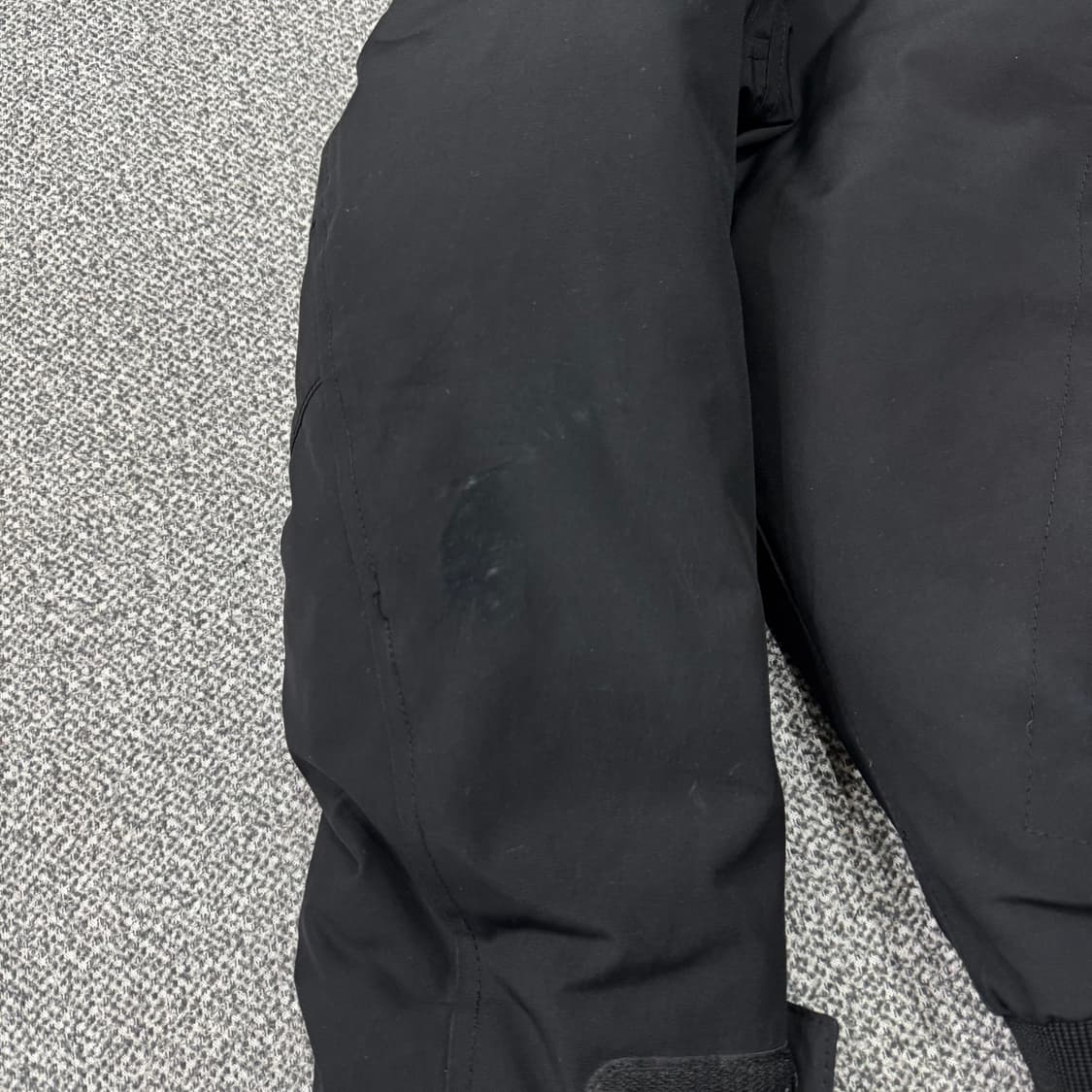 내셔널지오그래픽 블랙 패딩 상품이미지4