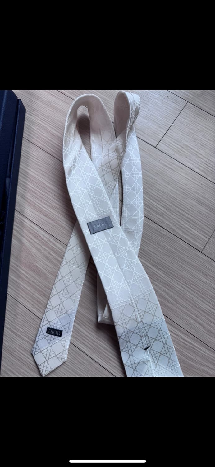DIOR 디올 화이트 실크 까나쥬 넥타이 상품이미지5