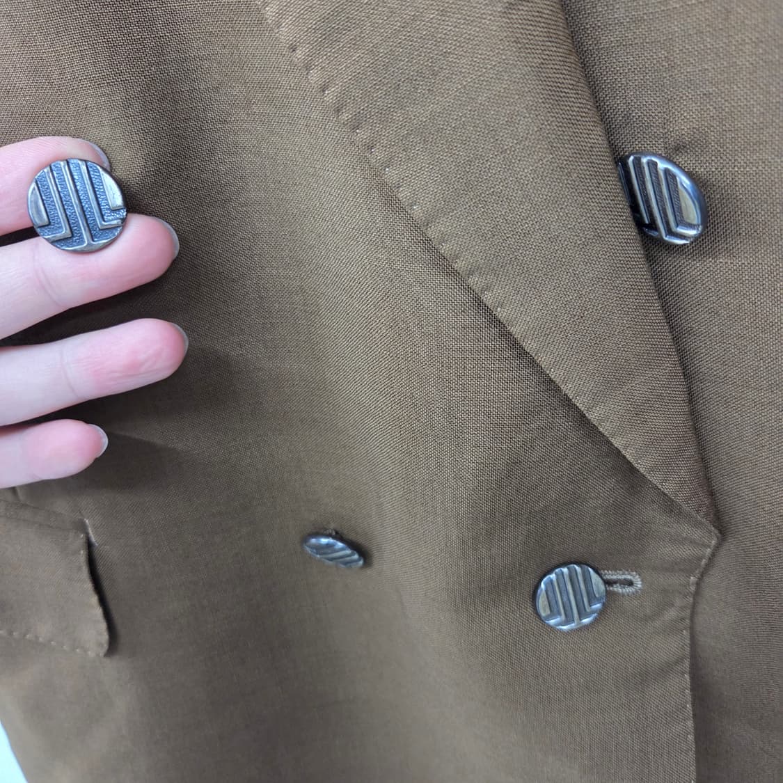 랑방 브라운 더블버튼 클래식 블레이저 남L 상품이미지3