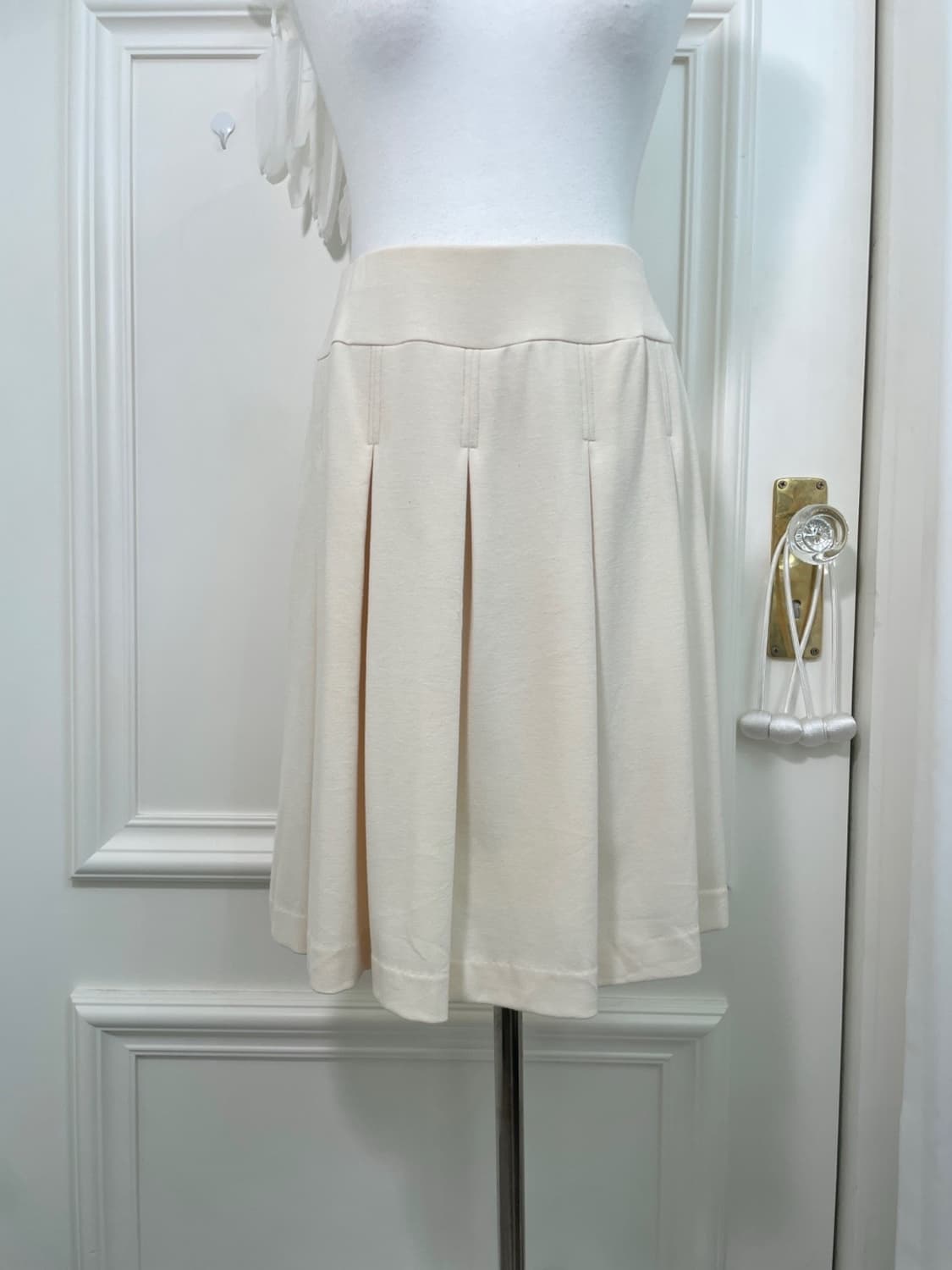 cream pleats banding midi skirt(size-M) 상품이미지4