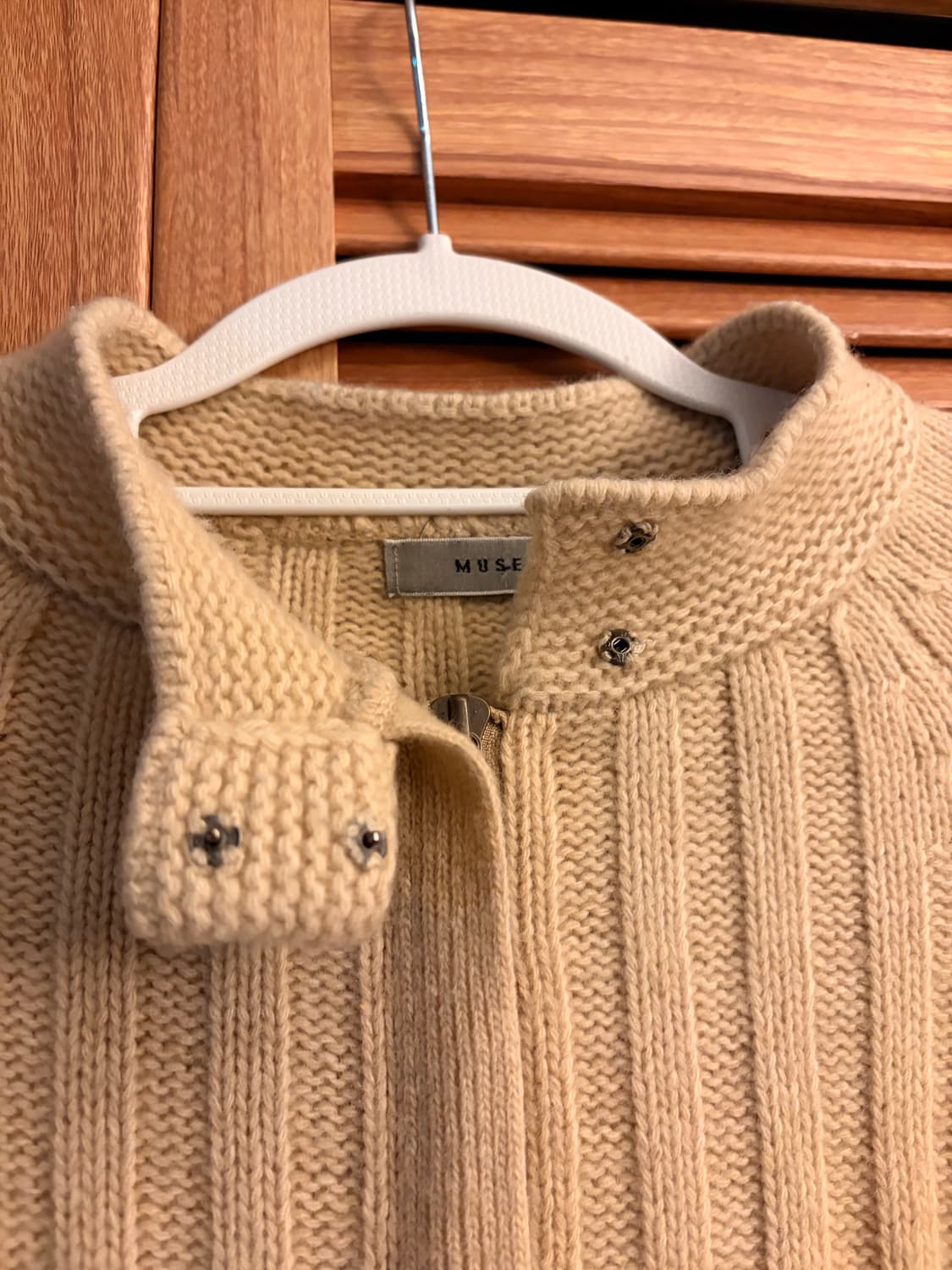 베이지 니트 스냅 하프넥 집업 하이넥 상품이미지3