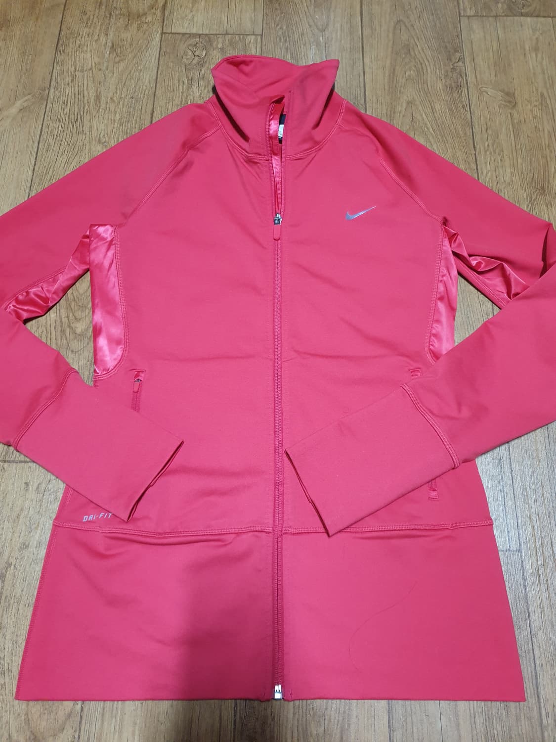 1055 나이키 운동복 집업 90 사이즈입니다 상품이미지2