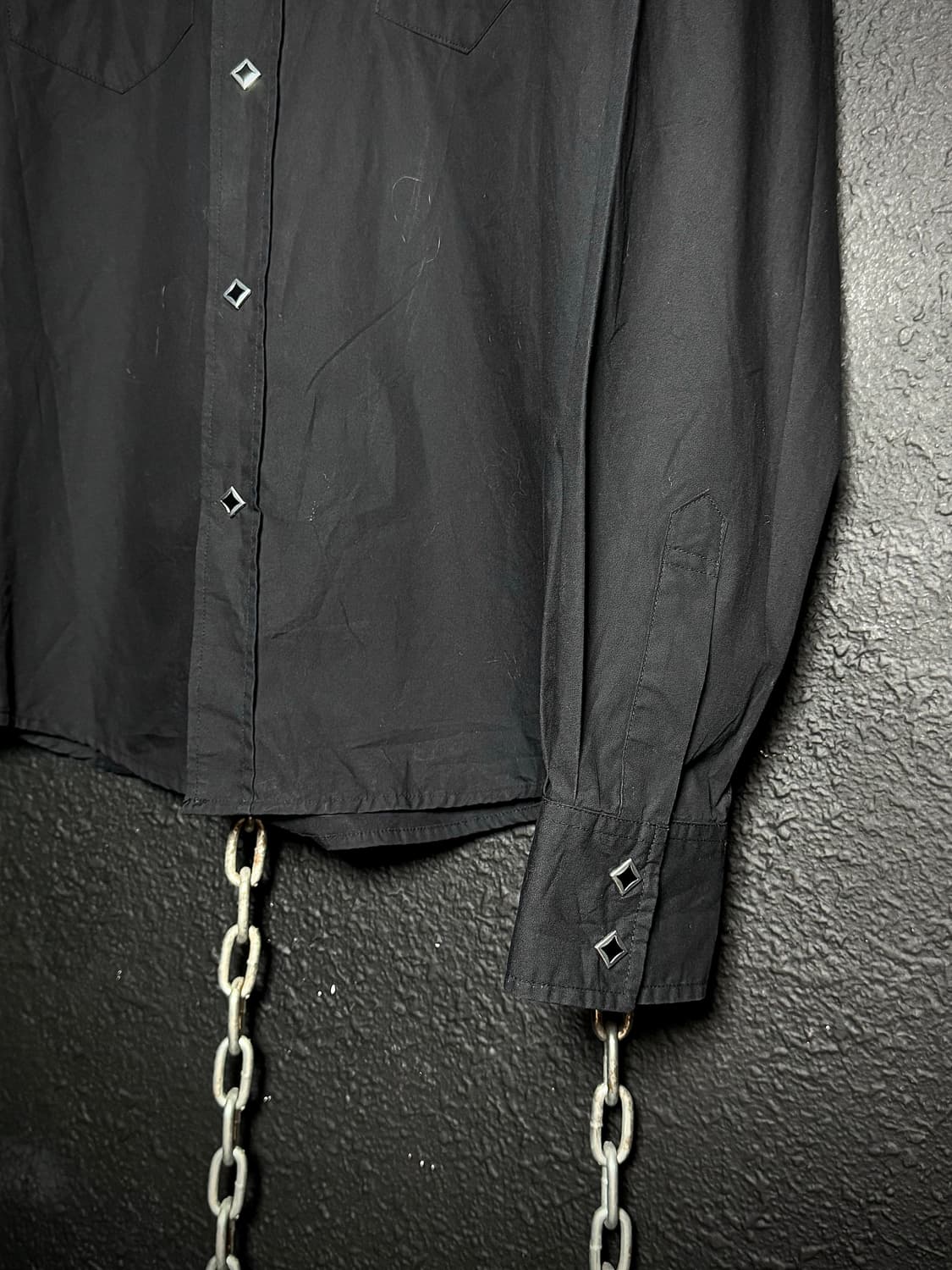 ΩMKΩΣ – Studded Black Western Shirt  블랙  상품이미지5