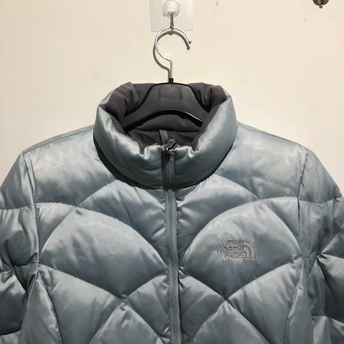 노스페이스 경량 패딩 상품이미지2