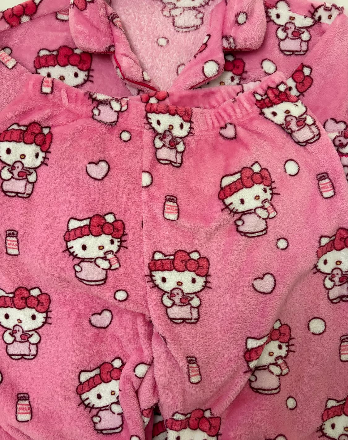 스파오 산리오 헬로키티 수면잠옷 M 상품이미지2