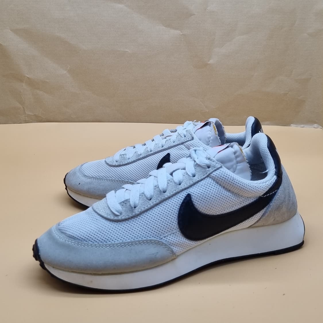 나이키 테일윈드79 여성운동화240  상품이미지1