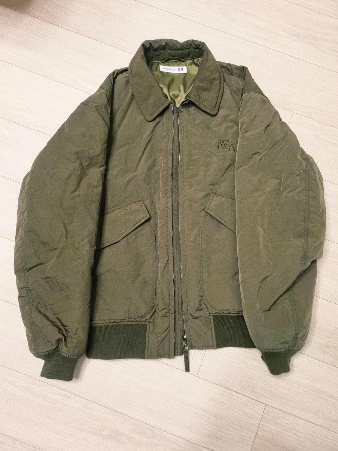 유니클로 jw앤더슨 패디드 쇼트 블루종[m] 상품이미지3