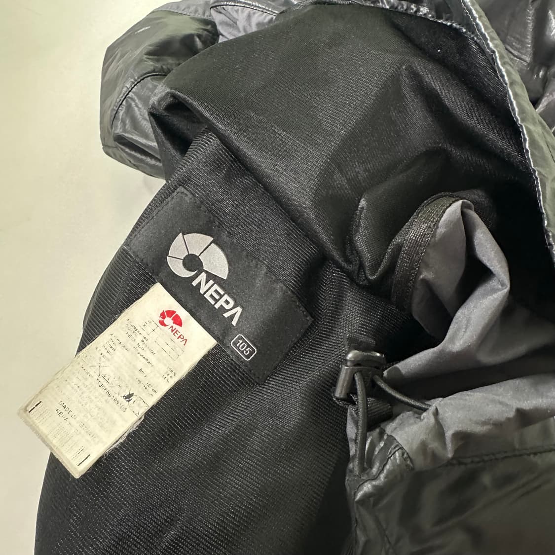 95-100 L 네파 블랙 등산 경량바막자켓 상품이미지5
