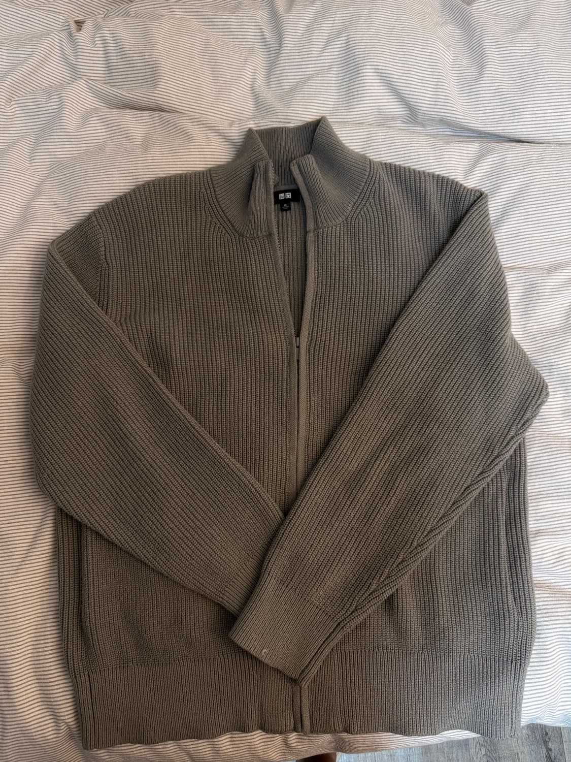 유니클로 니트집업 XL 상품이미지1