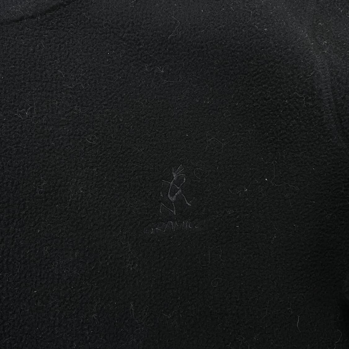 100 그라미치 플리스 맨투맨 상품이미지2