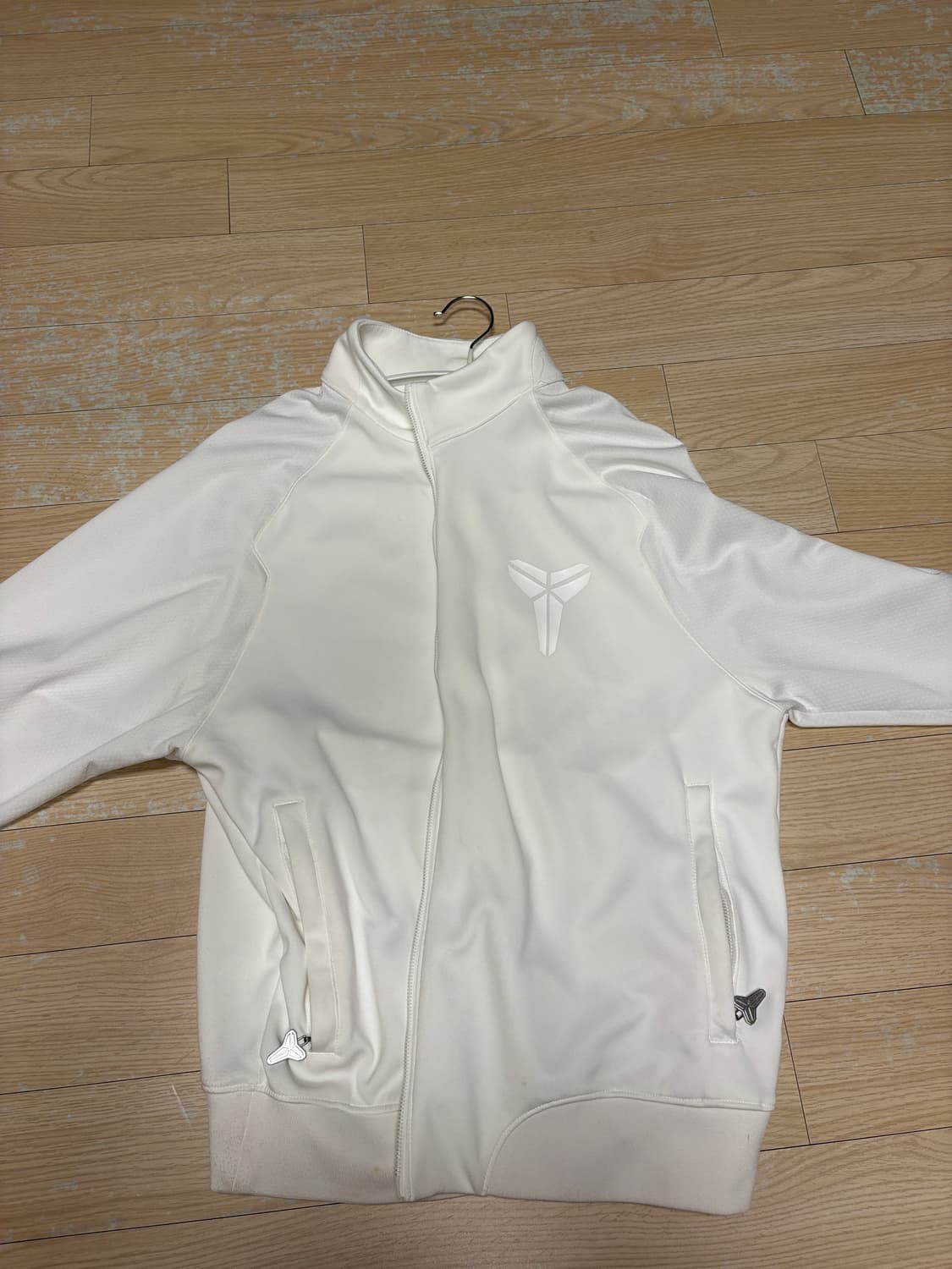 나이키 코비 집업 팔아요 상품이미지2