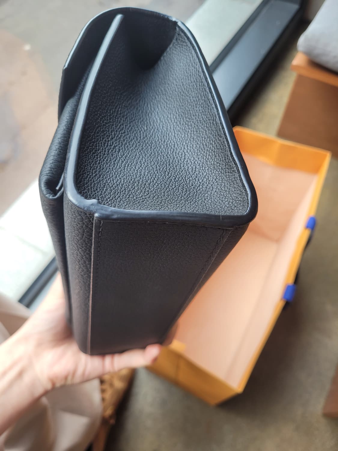 루이비통 마이락미 체인백 블랙 상품이미지5