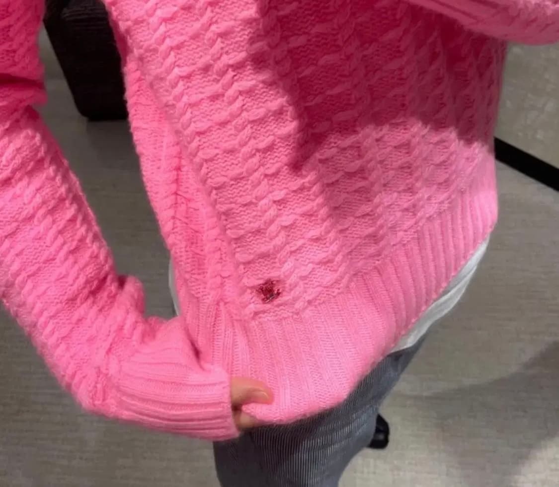 [미개봉 새상품] 샤넬 23캐시미어 니트 40사이즈 상품이미지5