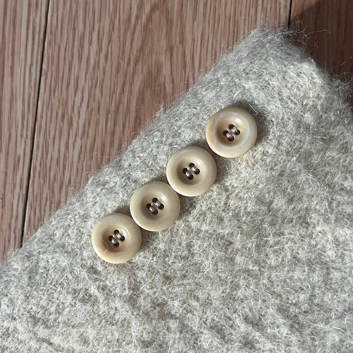 던스트 지수 부클 코트 (버터) S 상품이미지5