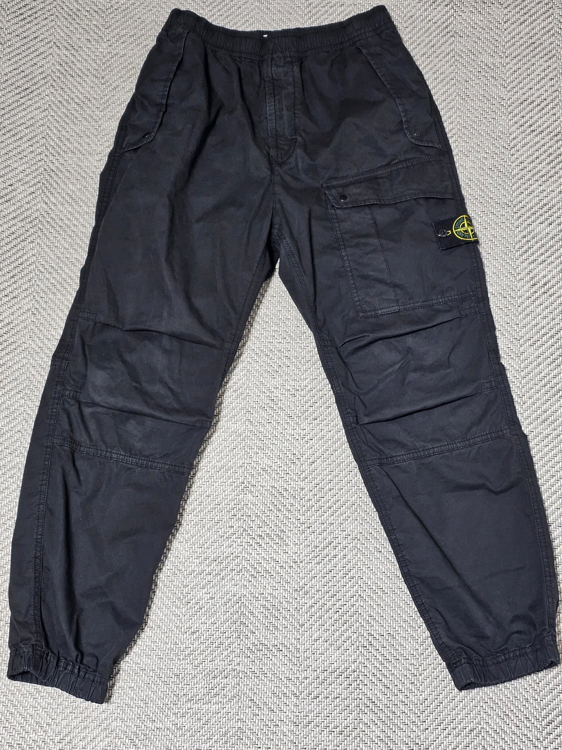 스톤아일랜드 카고 팬츠 상품이미지1