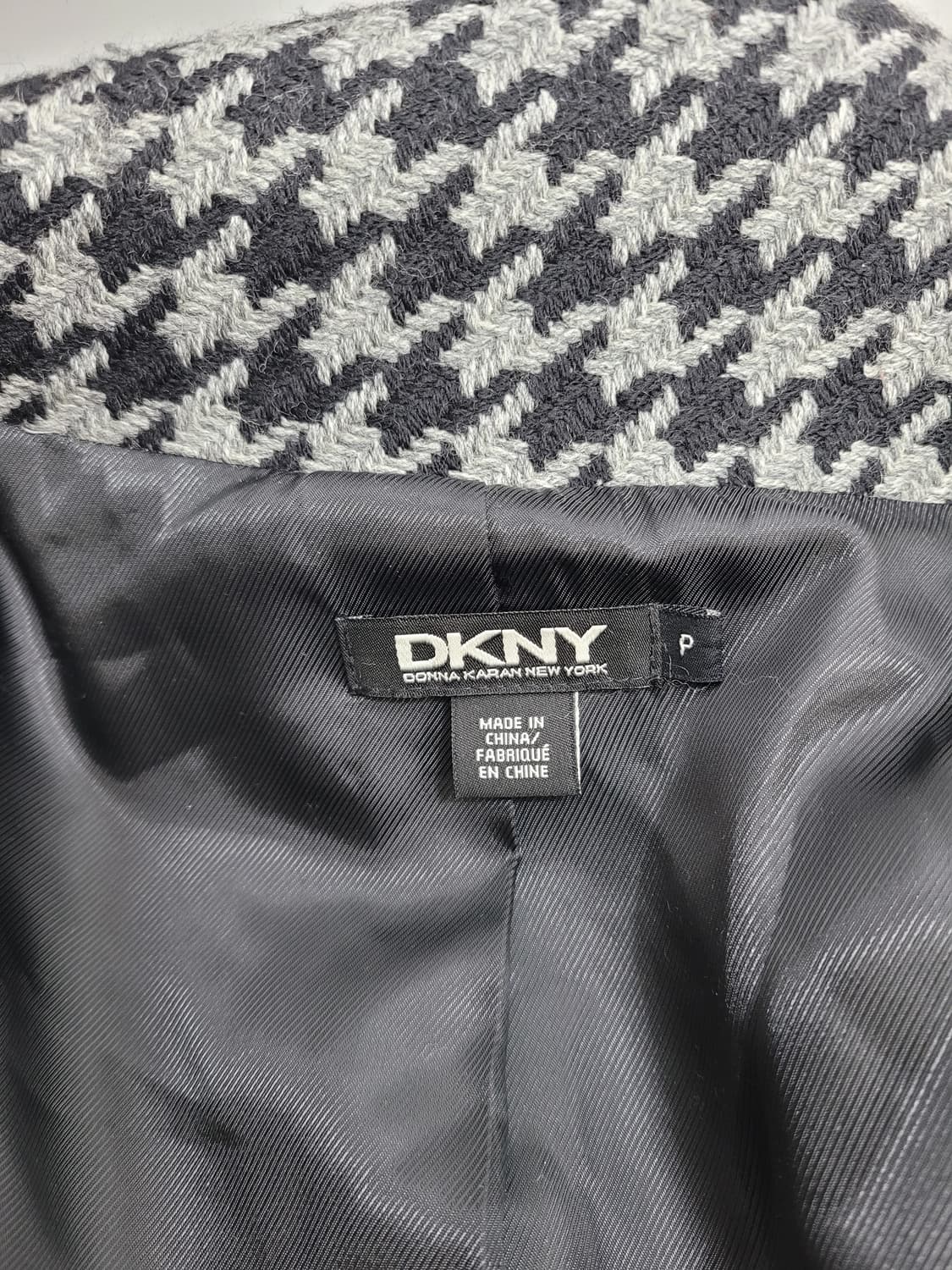 DKNY 하운드투스 패턴 모100% 숏 자켓 / 여 55 (85)
 상품이미지8
