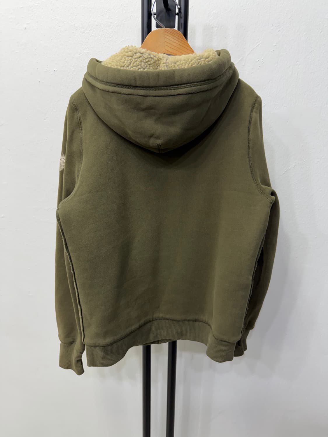정품) 쟈딕앤볼테르 카키색 뽀글이 안감 후드집업 M 상품이미지5