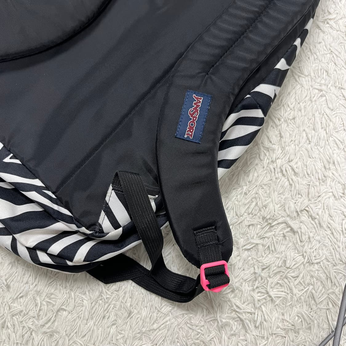 Jansport zebra backpack 상품이미지5
