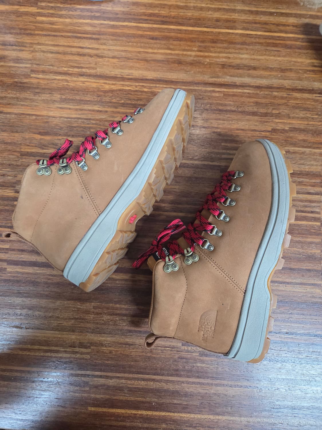 노스페이스 레더 등산 부츠 된장 250 상품이미지1