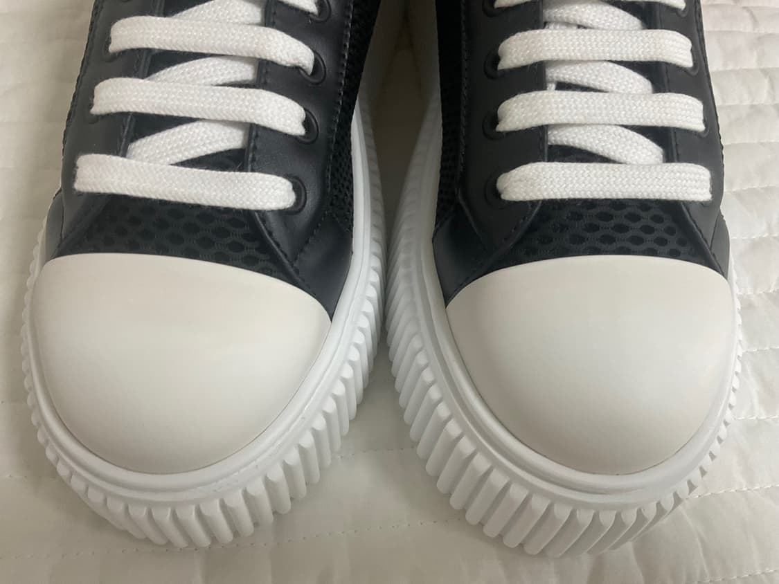 미우미우 정품 새제품 플랫폼 스니커즈 선물용 추천 상품이미지5