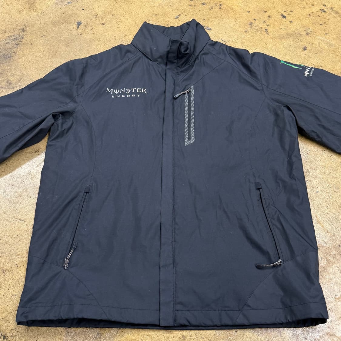 [정품/L] 몬스터 에너지 블랙 바람막이 자켓 b10 상품이미지3