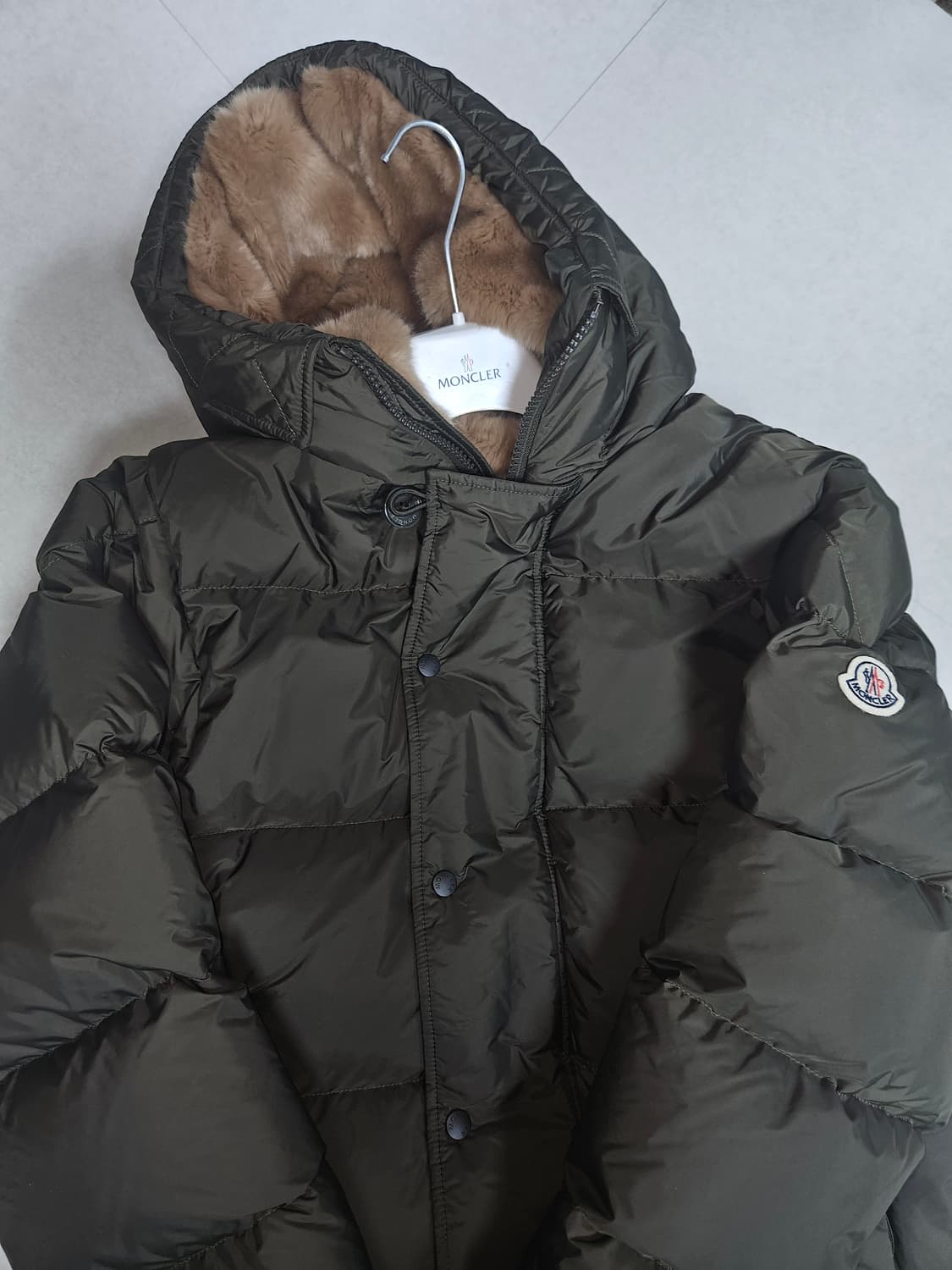 몽클레어 알라곤 미들롱패딩 상품이미지4