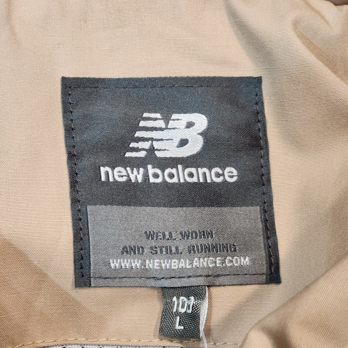 뉴발란스 베이지 코치 자켓 (L) 상품이미지3