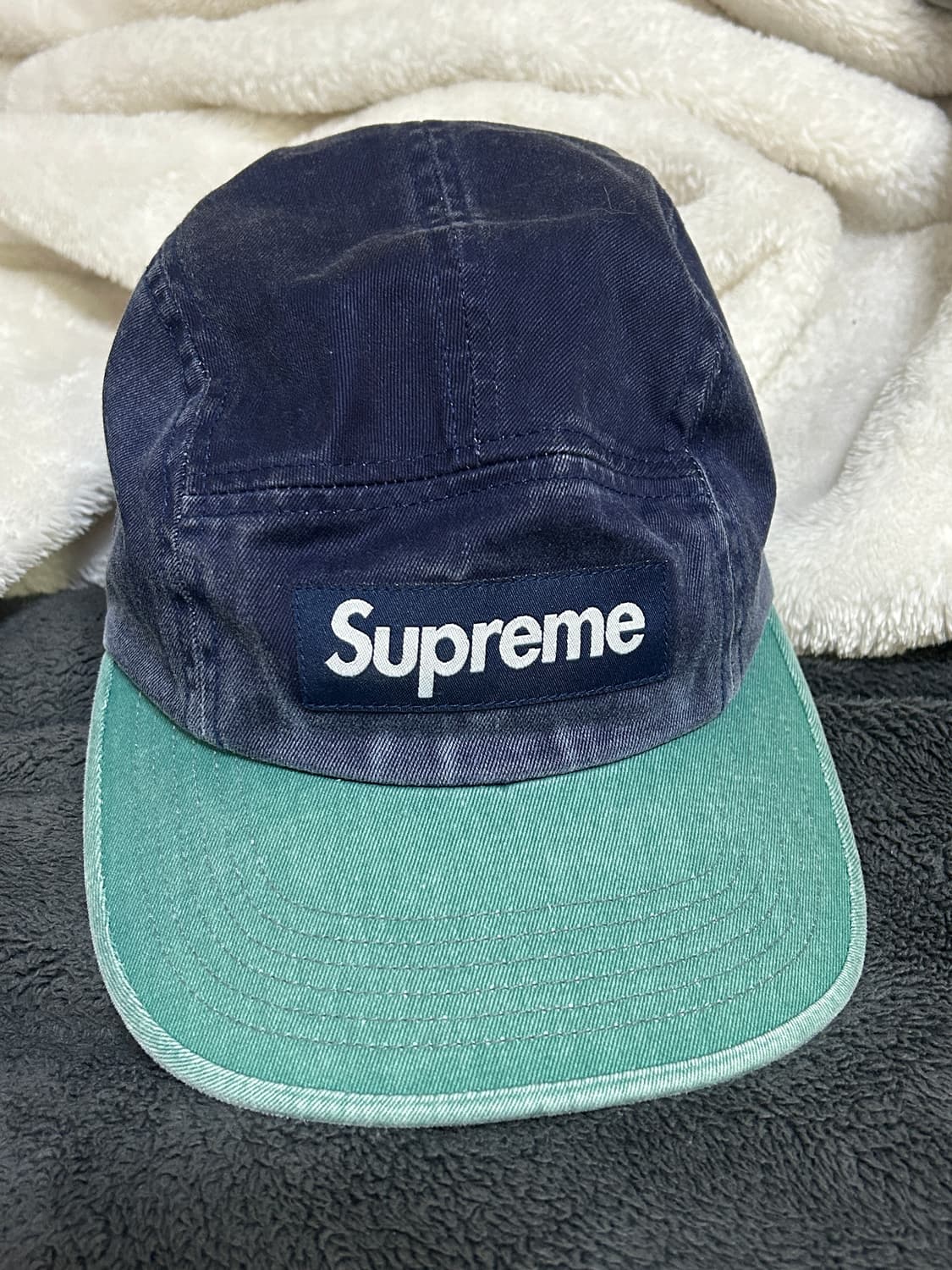 슈프림 투톤 캠프캡 상품이미지1