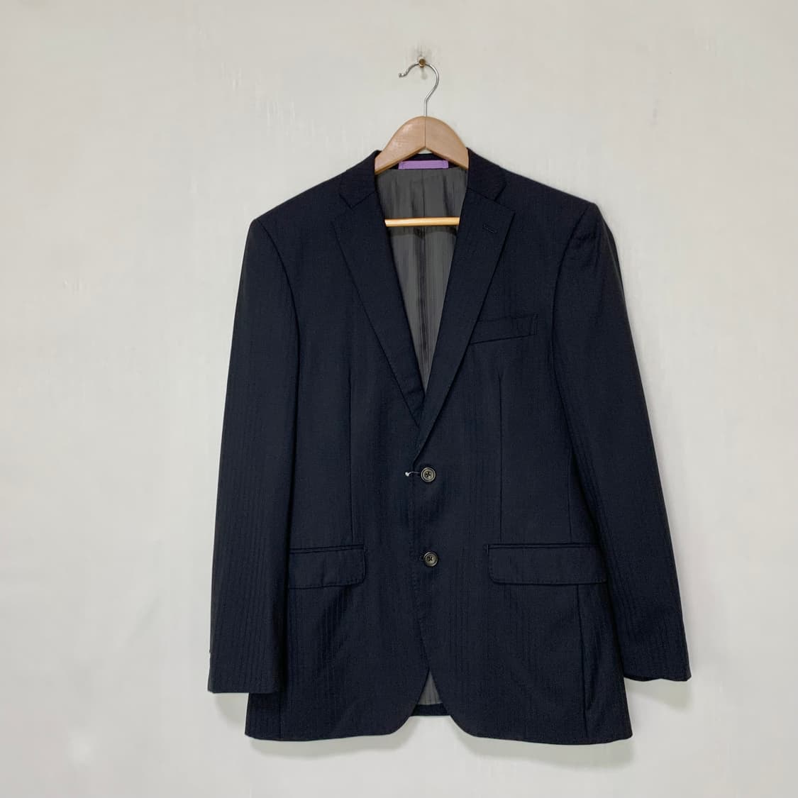 로로피아나 세로 스트라이프 원단 네이비 버튼 블레이저 정장 자켓 A7 상품이미지1