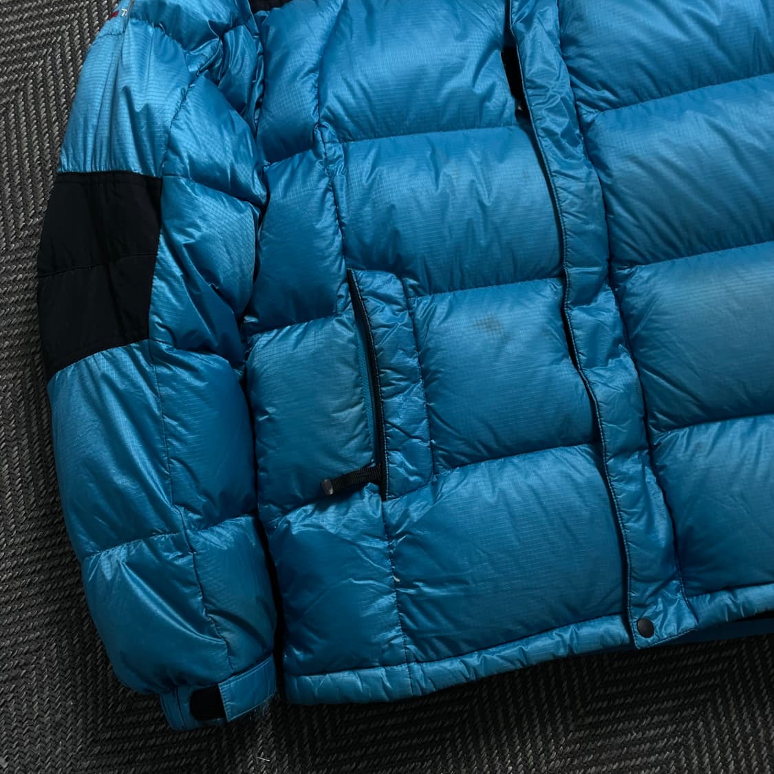 아디다스 하이킹 벌키 800 구스다운 패딩점퍼o 4570 상품이미지3