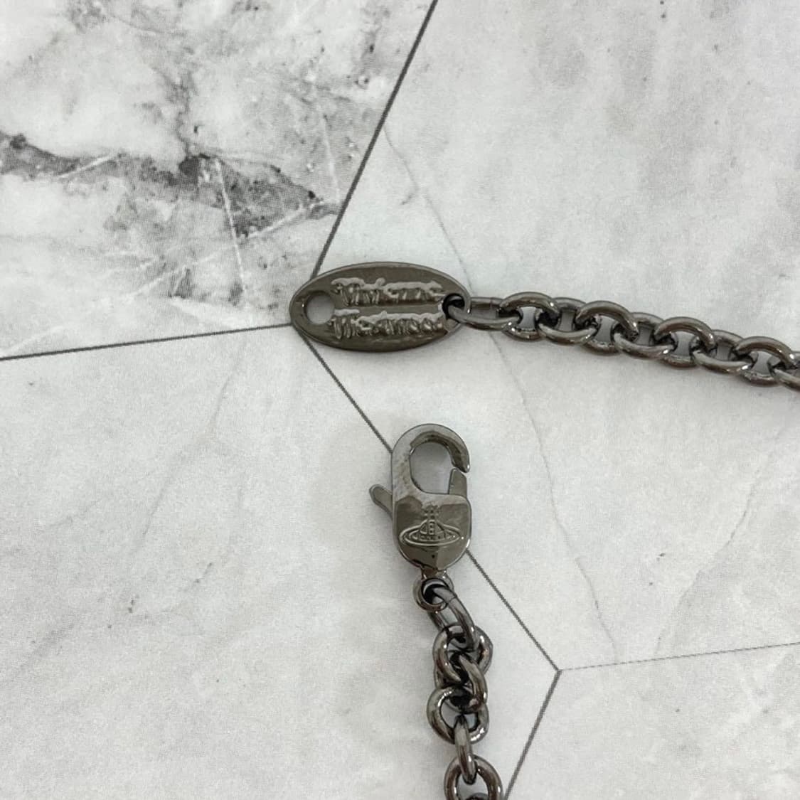 비비안웨스트우드 아카이브 블랙 크리스탈 큐박 orb 팬던트 목걸이 상품이미지3