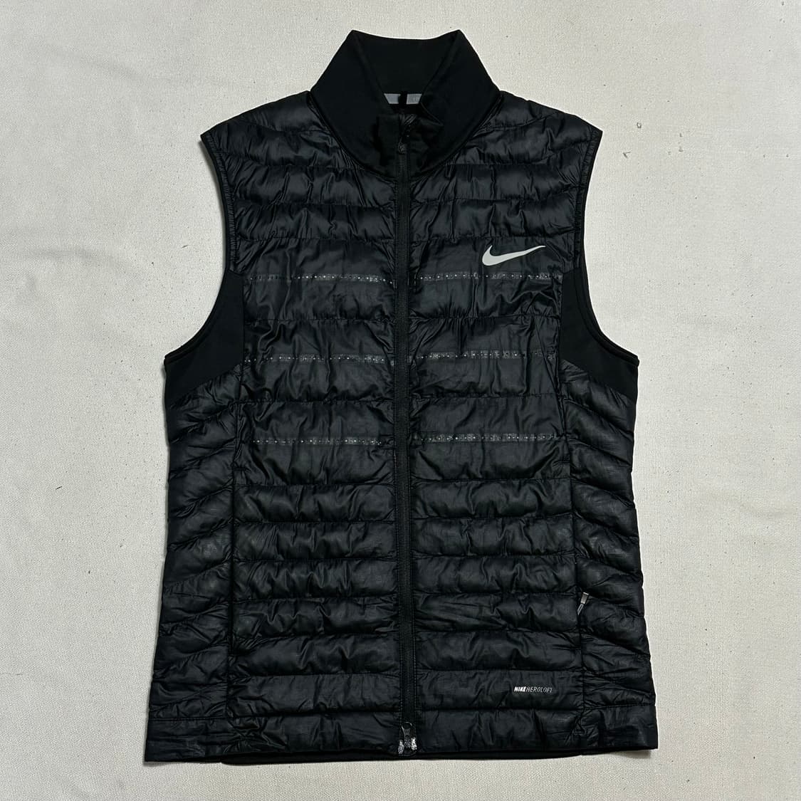 S 나이키 써마 핏 에어로프트 블랙 러닝 베스트 상품이미지2