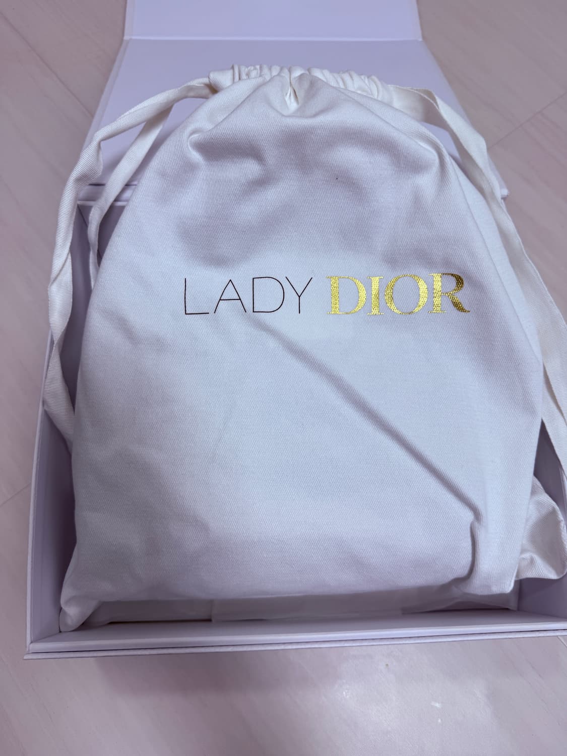 디올 레이디백 Abc까나쥬 판매 새상품 상품이미지10