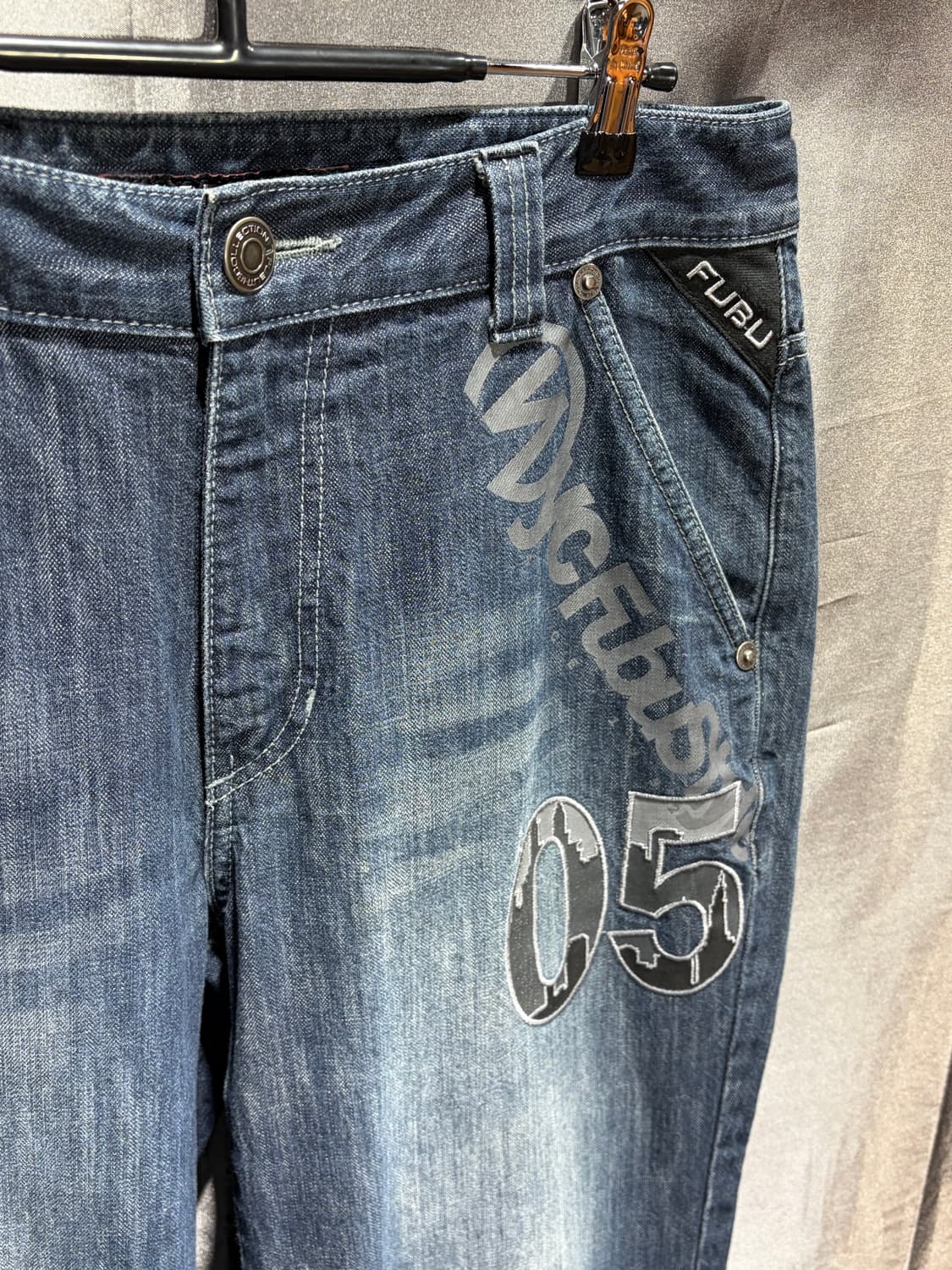 34in FUBU 푸부 시티그래픽 스펠링 패치 데님팬츠 상품이미지6
