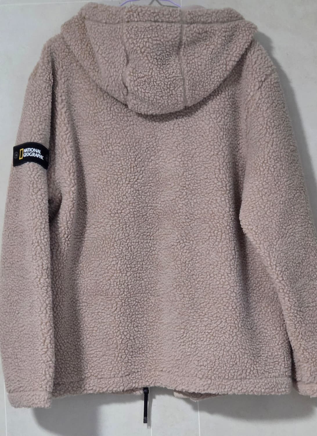 내셔널지오그래픽 뽀글이 후드 플리스 L사이즈(100)
택포 상품이미지2