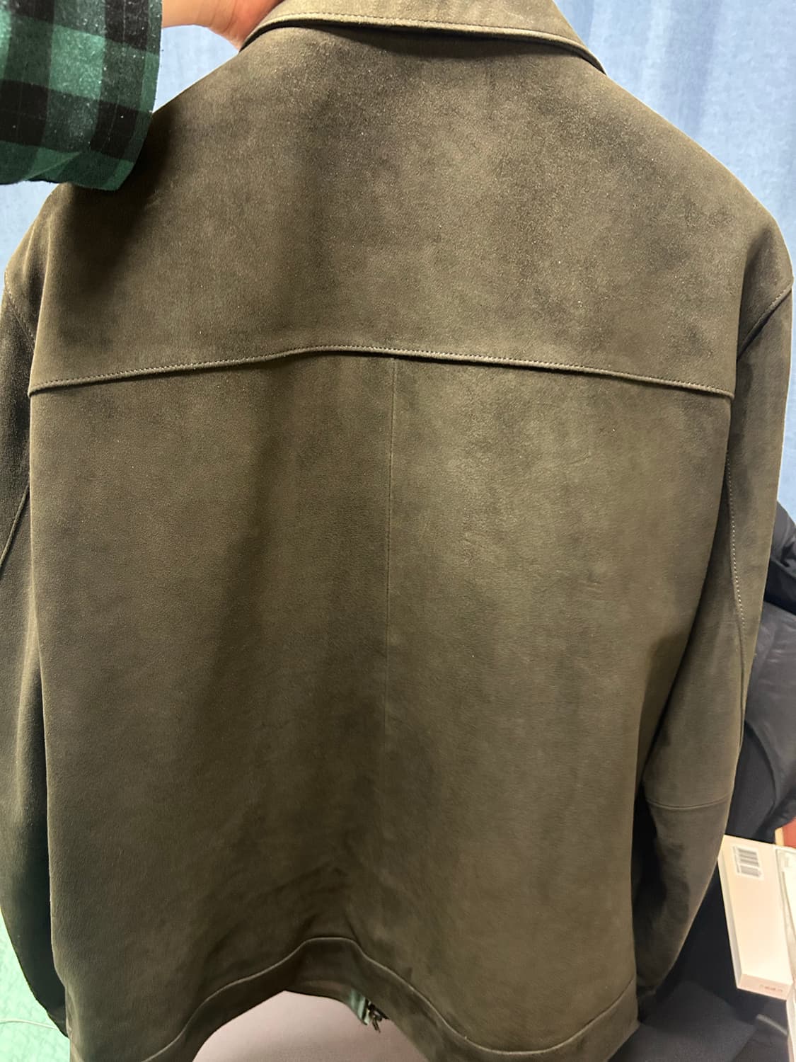 헤지스 다크카키 스웨이드 트러커 자켓 상품이미지4