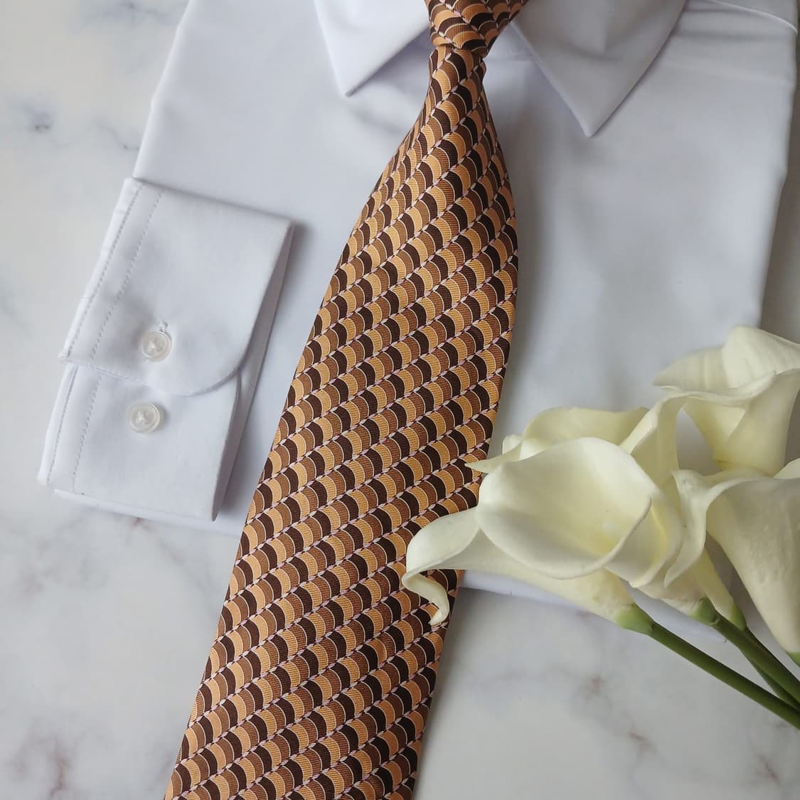 니나리치 실크 브라운 기하 패턴 넥타이 9.1cm A+등급 A19099
 상품이미지5