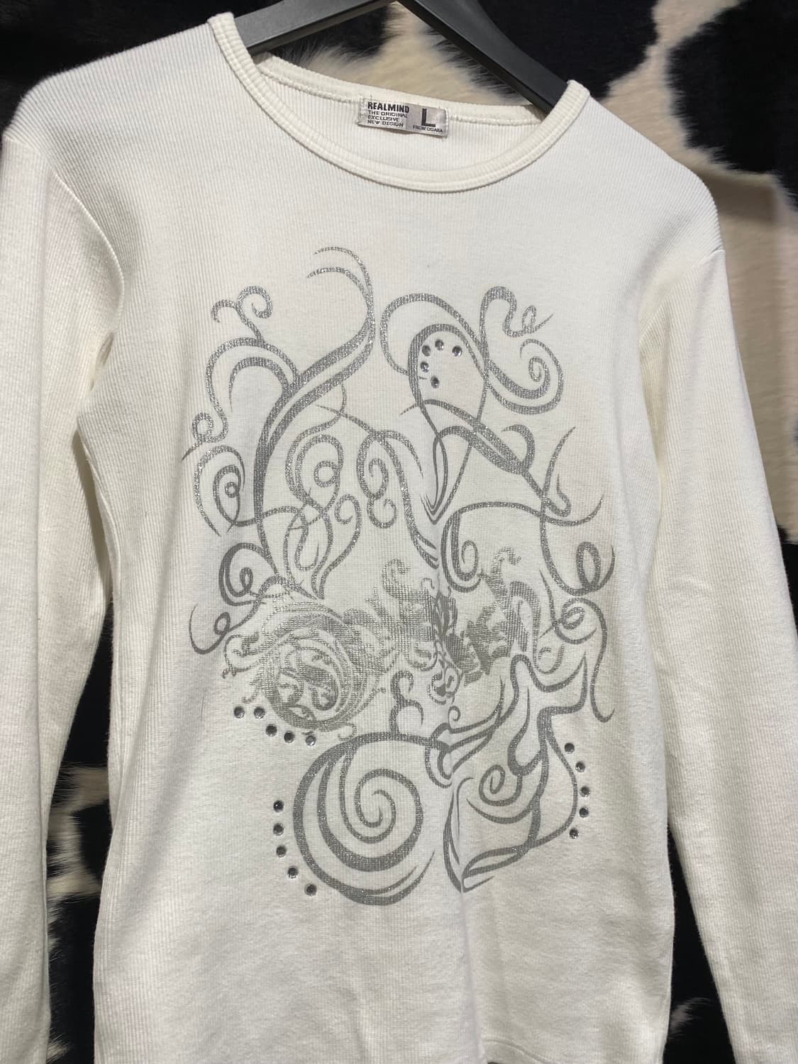 Realmind 큐빅 롱슬리브 상품이미지3