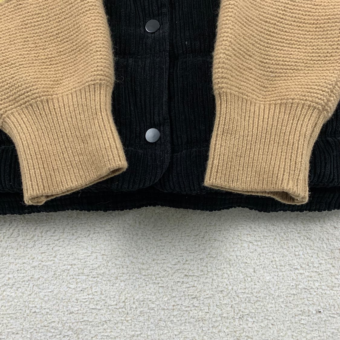 베네통 니트 소매 코듀로이 구스다운 패딩 자켓 상품이미지3