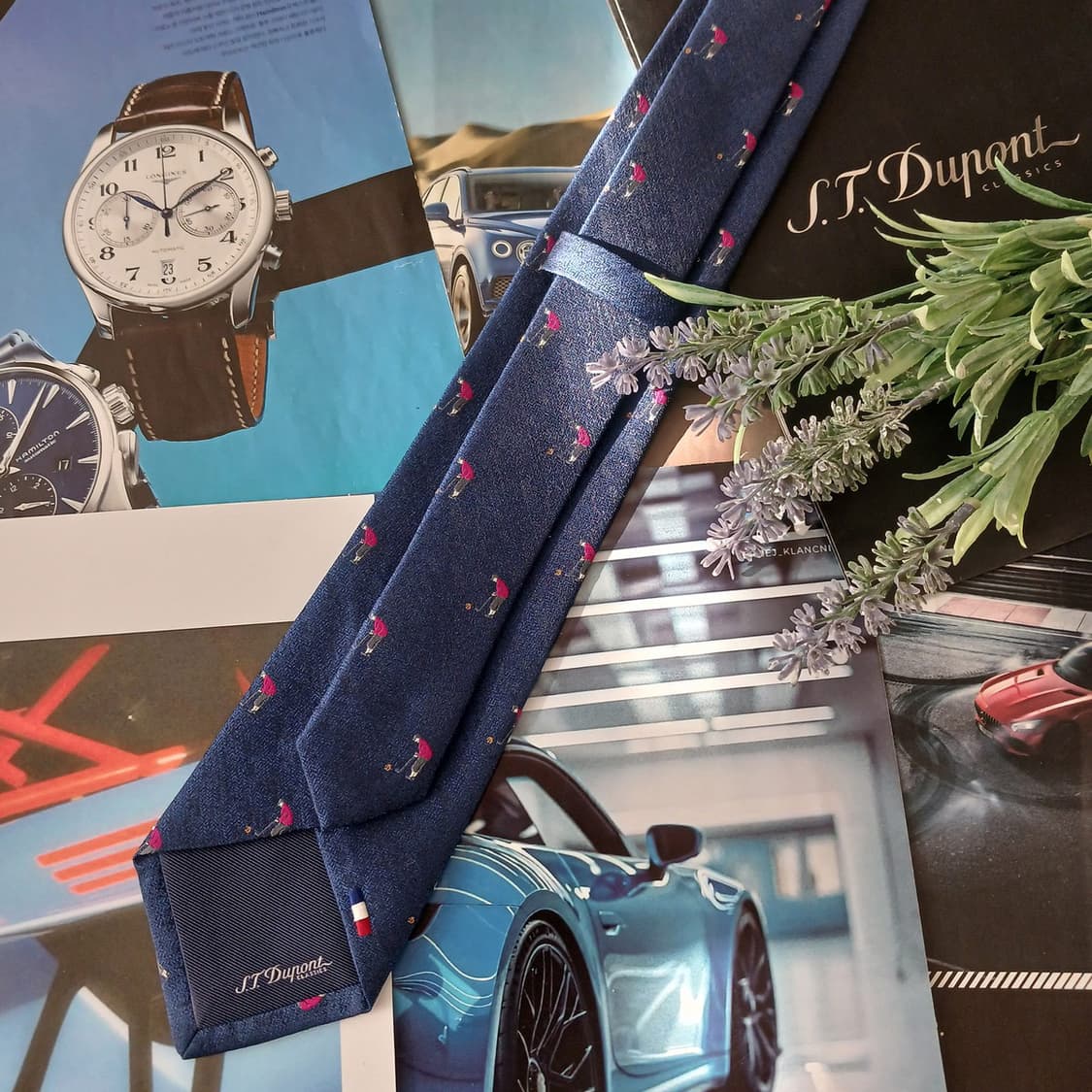 듀퐁 실크 네이비 골프 모티브 넥타이 8.2cm A+등급 A19045
 상품이미지5