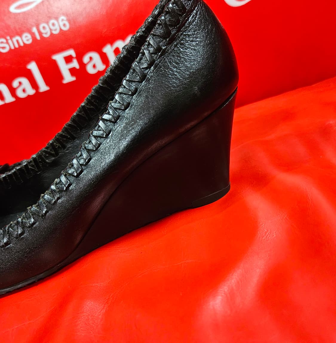 토리버치 시그니쳐 로고 가죽 웨지힐 6.5size(235) 상품이미지5